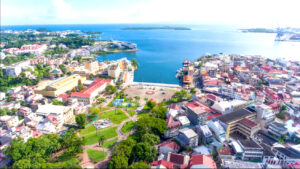 Capital of Guadeloupe French West Indes, Pointe-a-Pitre is an historical city on the shore of the atlantic ocean